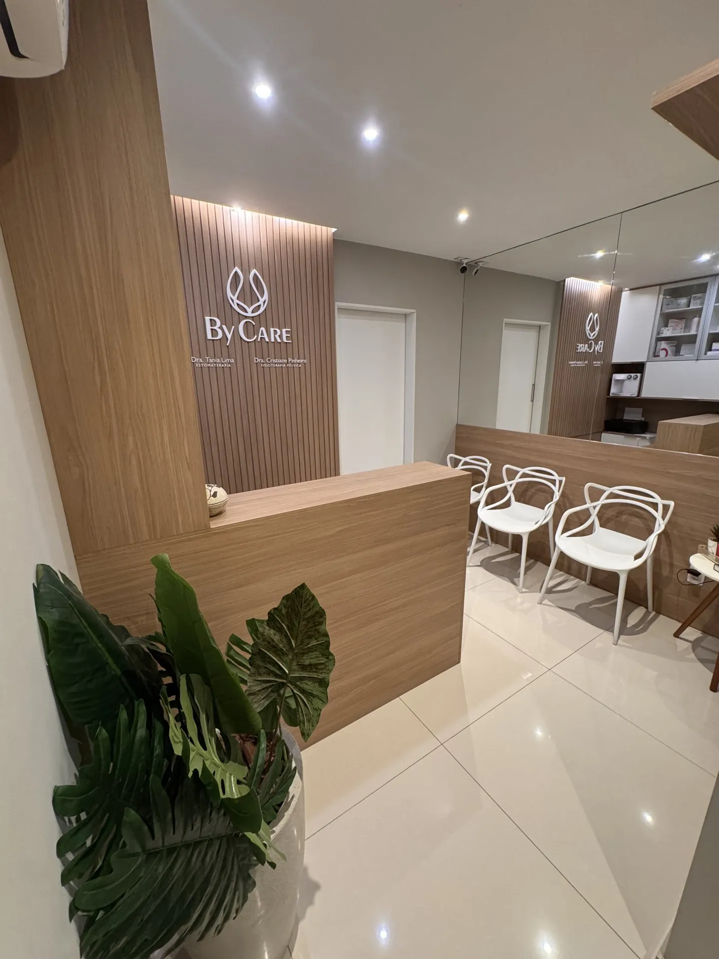 Recepção e ambiente da clínica